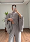 Fiona Gri Fularlı Takım