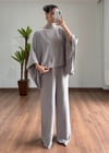 Fiona Gri Fularlı Takım