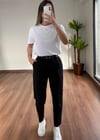 Havuç Kesim Siyah  Kemerli Pantolon