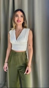 Kadın Gipeli V Yaka Beyaz Crop Bluz