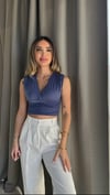 Kadın Gipeli V Yaka Mavi Crop Bluz