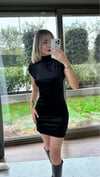 Kadın kadife vatkalı mini arka fermuar detay elbise