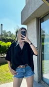 Kadın önü kısa arkası uzun v yaka bluz
