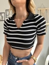 kadın polo yaka çizgi desen triko crop bluz