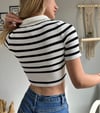 kadın polo yaka çizgi desen triko crop bluz