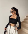 Kadın saks mavisi önü büzgülü u yaka uzun kollu crop bluz-body