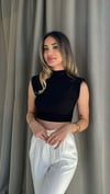 Kadın Vatkalı Yan Büzgü Siyah Crop Bluz