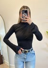 Lara Gipeli Kol Detay Siyah Bluz