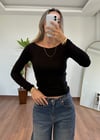 Pamuklu Siyah Kayık Yaka Body
