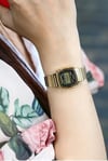 CASIO LA670WGA-1DF KADIN KOL SAATİ
