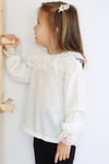 Parla Kids Kız Çocuk Ekru Dantel Detaylı Uzun Kollu Çıtçıtlı Bluz Gömlek Body, Body/Bluz – Parla Kids resmi ürün görseli