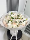 Ivory Blush Garden İsteme Buketi Zirve Boy – Lilyumlu Söz & Nişan Buketi