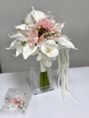 Pearl Blush Islak Gala ve Manolya Gelin Buketi | Pembe Çiçek ve Amarantus Detaylı