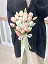 Pembe Beyaz Islak Lale Gelin Buketi | Soft Premium Tasarım
