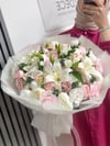 Pembe Beyaz Islak Lilyum, Gül ve Şakayık İsteme Buketi