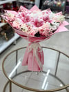 Pink Elegance Pembe Islak Lilyum ve Gül Yapay Çiçek Buketi