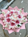 Pink Elegance Pembe Islak Lilyum ve Gül Yapay Çiçek Buketi