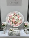 Soft Garden Yapay Çiçek İsteme Seti | 80 Madlen ve 2 Anne Çiçekli