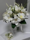 Wild Magnolia Islak Manolya Gelin Buketi | Yeşillik Detaylı