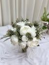 Wild Peony Beyaz Şakayık Gelin Buketi | Doğal Yeşillik Detaylı Tasarım