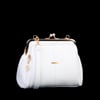 Nas Bag Burslu Klipsli Vintage Omuz ve Çapraz Çanta (23x20 cm ebatlarındadır) Beyaz Victoria