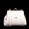 Nas Bag Burslu Klipsli Vintage Omuz ve Çapraz Çanta (23x20 cm ebatlarındadır) Krem Victoria