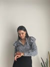 FIRFIR DETAY ÇİZGİLİ GÖMLEK