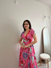 KRUVAZE DESENLİ ELBİSE 