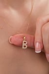 14 AYAR ALTIN TAŞLI B HARFLİ KOLYE