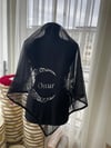 SİYAH GÜMÜŞ BASKILI DAMAT ÖRTÜSÜ