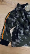 C2092 TAM FERMUARLI HAKİ POLAR HIRKA