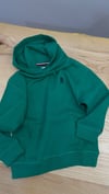 C2562 KAPÜŞONLU NAKIŞLI YEŞİL SWEAT
