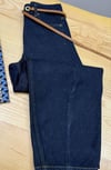 K3467 KONTRAST DİKİŞLİ KOYU LACİVERT BARREL JEAN