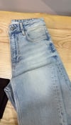 K4054 LEOPAR PAÇA DETAYLI TAŞLAMALI JEAN