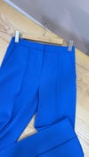 K4078 M.D FLARE ÖNDEN DİKİŞLİ MAVİ KUMAŞ PANTOLON