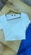 K4079 OVAL YAKA BEYAZ CROP T-SHIRT