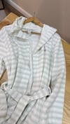 K4116 CK MAVİ NAKIŞLI UNISEX BORNOZ