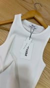 K4342 İ.YOL BEYAZ FİTİLLİ T-SHIRT