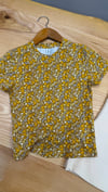 K4372 &OTHR ÇİÇEKLİ HARDAL T-SHIRT