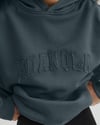 K4519 TONATON NAKIŞLI KAPÜŞONLU OVERSIZE İNDİGO SWEAT