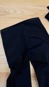 K4782 PAÇASI ASİMETRİK SİYAH KUMAŞ PANTOLON