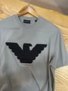 MEN1591 E.A SİYAH NAKIŞLI GRİ T-SHIRT