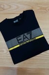 MEN1949 E.A GOLD BASKI DETAYLI SİYAH T-SHIRT