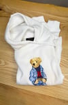 MEN2289 BEAR BASKILI KAPÜŞONLU BEYAZ SWEAT