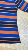 O015 OVAL YAKA RENKLİ ÇİZGİLİ T-SHIRT