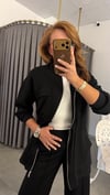 cepli dik yaka takım siyah