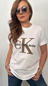 ck süzene ekru tshirt