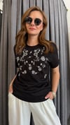 ıpkyl boncuklu siyah tshirt