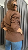 kahverengi yağmurluk trençkot