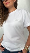 küçük kuş beyaz tshirt